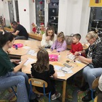 Zdjęcie rodziców podczas warsztatów